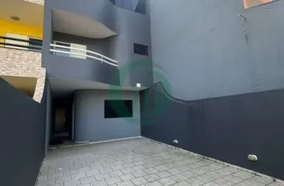 Venha conhecer essa incrível oportunidade de morar em um sobrado simplesmente deslumbrante!