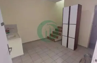 Casa com 1 quarto para alugar na Vila Mazzei, Santo André 