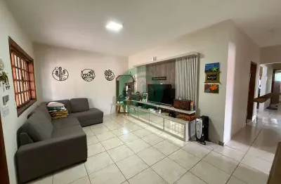 Chácara / sítio com 4 quartos à venda no Vale dos Lagos, Tatuí 