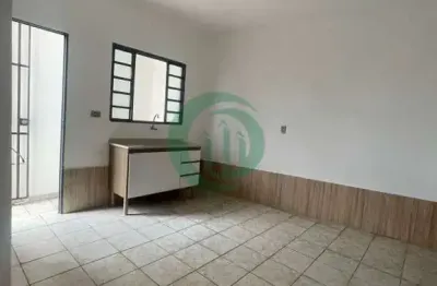 Casa com 1 quarto para alugar no Parque Gerassi, Santo André 