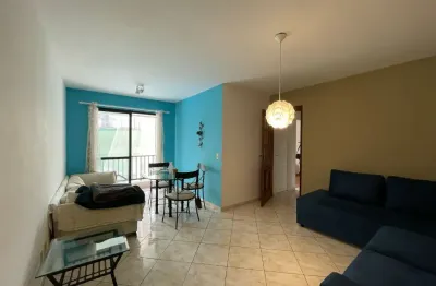 Apartamento próximo ao metro a 6 minutos caminhando e com piscina