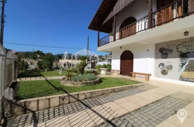 Casa com 4 quartos à venda no Valparaíso, Blumenau 