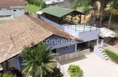 Casa com 5 quartos à venda no Progresso, Blumenau 