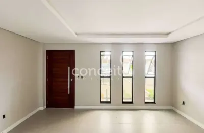 Sobrado triplex 3 dormitórios e 2 vagas na fortaleza!