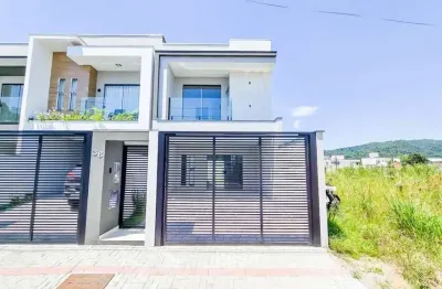 Casa com 3 quartos à venda no Velha Central, Blumenau 