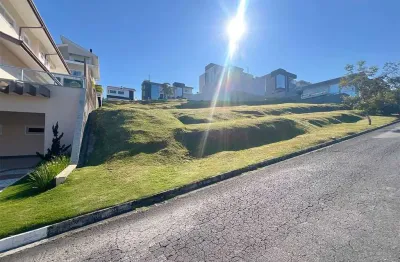 Terreno 350m² em condomínio fechado no golden park!