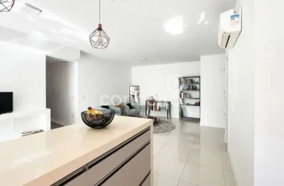 Apartamento semimobiliado com 3 dormitórios no victor konder!