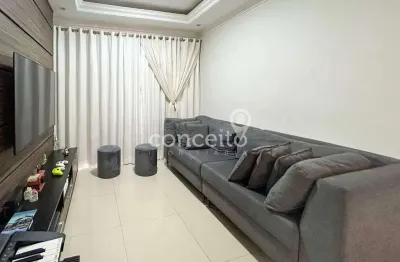 Apartamento semimobiliado com 3 dormitórios na água verde!
