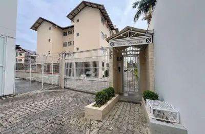 Apartamento semimobiliado com 3 dormitórios na água verde!