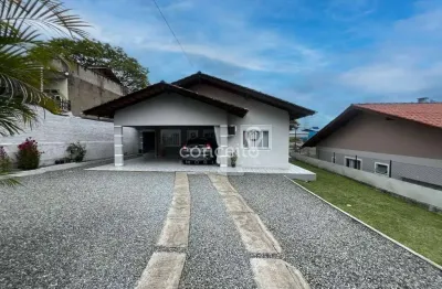 Casa com 3 quartos à venda em Água Verde, Blumenau 
