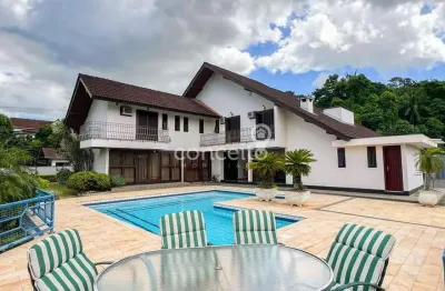 Casa com 5 quartos à venda na Escola Agrícola, Blumenau 