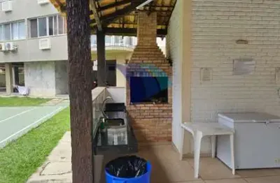 Cod 1576 - cobertura com vista privilegiada para a praia do forte!