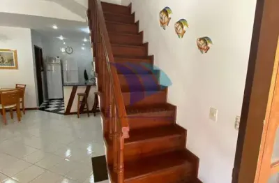 COD - 1882 Casa duplex em condomínio a venda no Peró em Cabo Frio