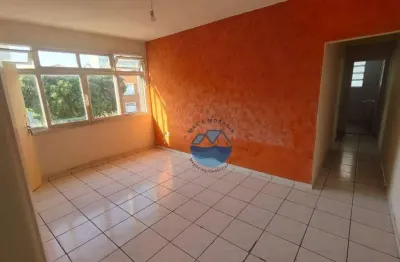 Apartamento de 2 dormitórios de frente com banheiro de empregada no bairro do boqueirão em santos (sp) por r$.380.000,00 !