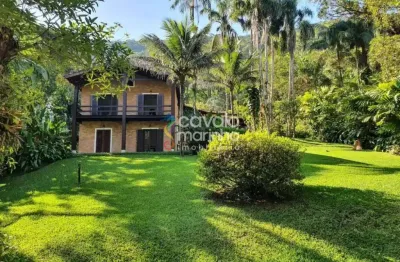 Casa à venda com 4 quartos, 260m² - praia vermelha - ubatuba/sp