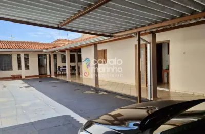 Casa à venda com 3 quartos e 6 vagas, 211m² - parque dos bandeirantes.