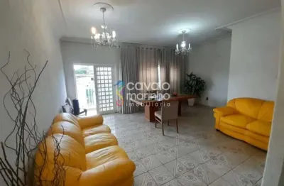Casa à venda com 5 quartos e 2 vagas, 269m² - vila monte alegre.