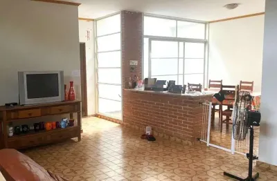 Casa com 3 quartos à venda na Rua Vinte e Um de Abril, 1, Vila Tibério, Ribeirão Preto