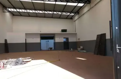 Galpão para alugar, 240 m² por r$ 5.332,00/mês - jardim paulista - cravinhos/sp