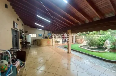 Casa à venda com 3 quartos, piscina, 322 m² - condomínio royal park
