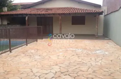 Casa à venda com 2 quartos, piscina, 147m² - parque dos lagos.