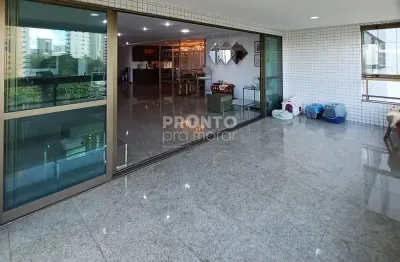 Incrível imóvel em casa forte, com uma área de 273,73m² 4 suítes