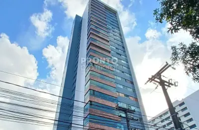 Incrível imóvel em casa forte, com uma área de 273,73m² 4 suítes