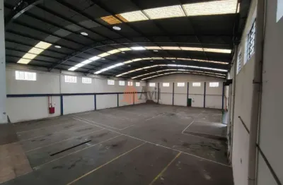 Galpão Comercial 850m² / com vão livre e pé direito alto rua larga