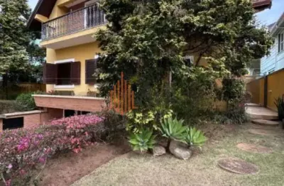 Sobrado residencial 569m² com 4 quartos, 3 suítes à venda em barueri