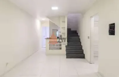 Sobrado Residencial 300m² com 4 quartos, 2 suítes para Locação na Vila Matilde