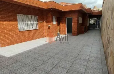 Casa Térrea 260m² com 3 quartos e 6 vagas para Locação no Carrão
