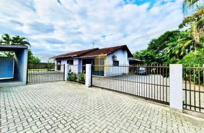 Casa com amplo terreno urbano em pirabeiraba - joinville sc