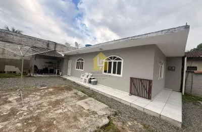 Casa com 4 quartos à venda na Rua Expedicionário Walter Weber, Pirabeiraba, Joinville