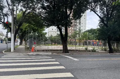 Terreno à venda na Rua Itamonte, Vila Medeiros, São Paulo