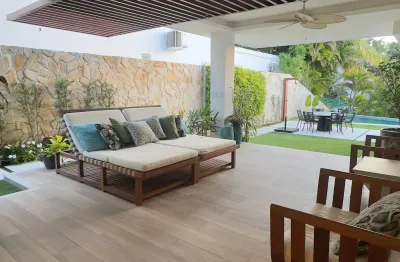 Bela casa pronta para morar alphaville 3 suites piscina 6 vagas