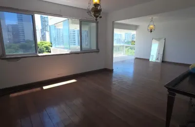 Lindo apartamento pra quem gosta de apartamento  grande esse e ideal no canela