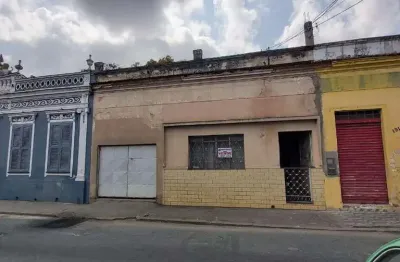 Casa para venda em cachoeira paulista, centro, 4 dormitórios, 2 banheiros, 2 vagas