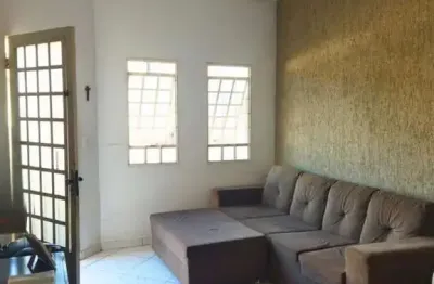 Casa para venda em cachoeira paulista, jardim da fonte, 3 dormitórios, 1 suíte, 1 banheiro, 2 vagas