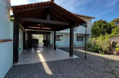 Casa com 3 quartos à venda na princesa do mar, itapoá  por r$ 720.000