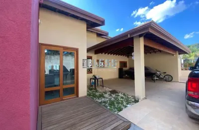 Casa de luxo em condomínio à venda em jundiaí-sp, no bairro vivenda, com 3 quartos, 1 suíte, 2 salas, 6 banheiros, 6 vagas de garagem e 350m² de área.