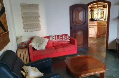 Linda casa em condomínio de luxo em cabreúva-sp  4 quartos, 4 suítes, 1 sala, 6 banheiros, 2 vagas  600m² de área