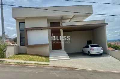Casa de luxo em condomínio à venda em valinhos-sp: 4 quartos, 1 suíte, 1 sala, 4 banheiros, 4 vagas de garagem, 244m². venha conhecer!