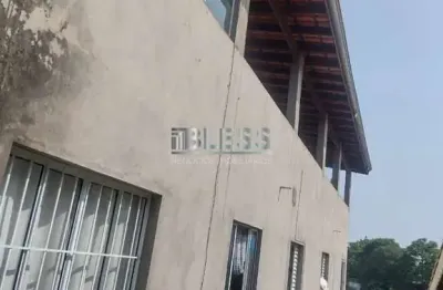 Casa á venda na vila santa catarina - varzea paulista