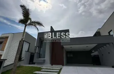 Casa térrea à venda no condomínio residencial pecan