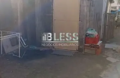 Casa com salão á venda no bairro - vila santana - jundiaí