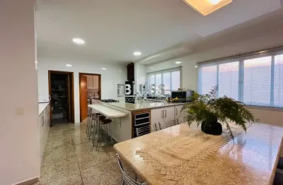 Casa à venda no bairro vila das hortências jundiaí.