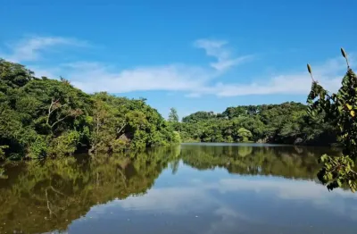 Terreno de meio de quadra, ótima localização. condomínio jardim dos lagos
