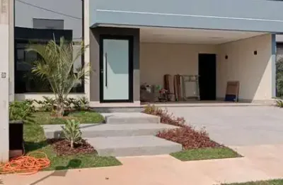 Casa térrea 3 suítes com piscina condomínio piemonte
