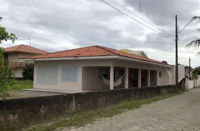 Casa com 4 quartos para alugar no balneário ponta do papagaio (ens brito), palhoça  por r$ 3.000