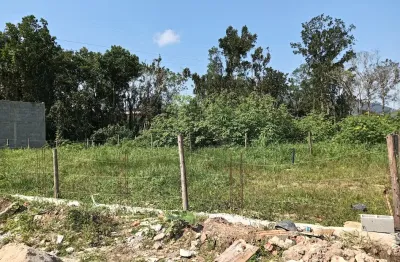 Terreno plano e com escritura à venda na praia do sapê - ubatuba